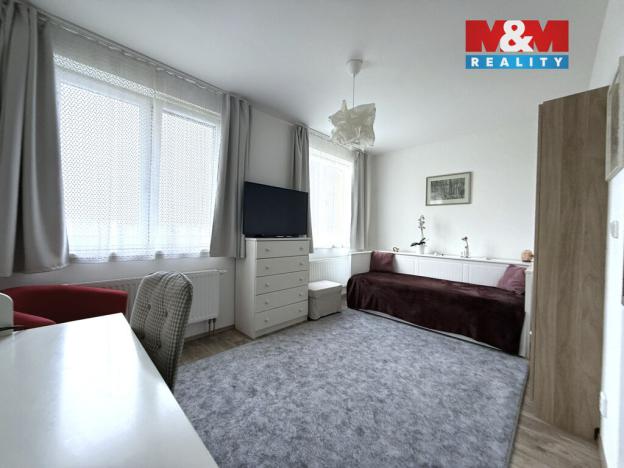 Pronájem bytu 1+kk, Klecany, V Honech, 29 m2