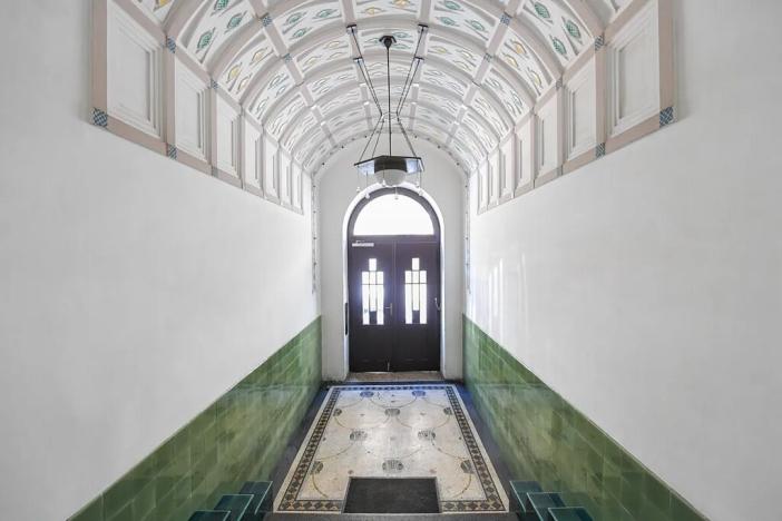 Prodej atypického bytu, Praha, Valentinská, 108 m2