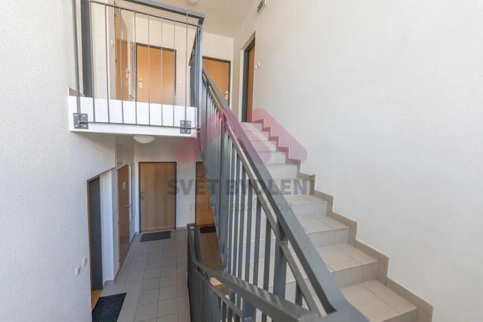 Pronájem bytu 3+kk, Praha - Dolní Měcholupy, V osikách, 75 m2