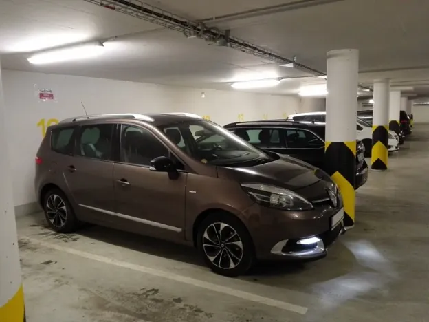 Pronájem garážového stání, Brno, Cihlářská, 18 m2