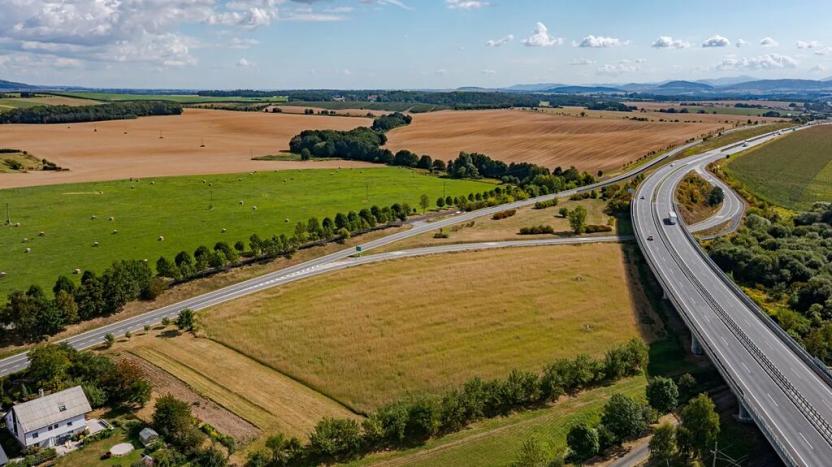 Prodej komerčního pozemku, Bělotín, 9952 m2