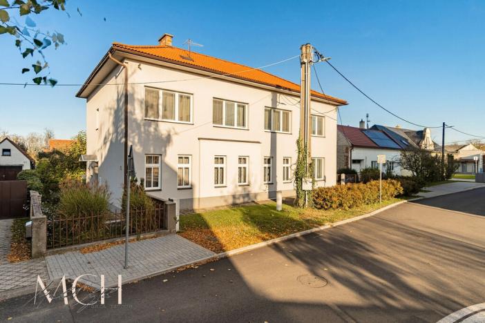 Prodej rodinného domu, Uherský Ostroh - Ostrožské Předměstí, Školní, 330 m2