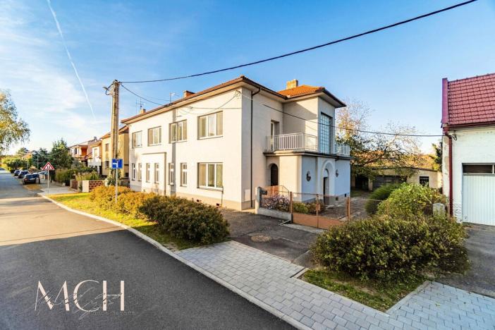 Prodej rodinného domu, Uherský Ostroh - Ostrožské Předměstí, Školní, 330 m2