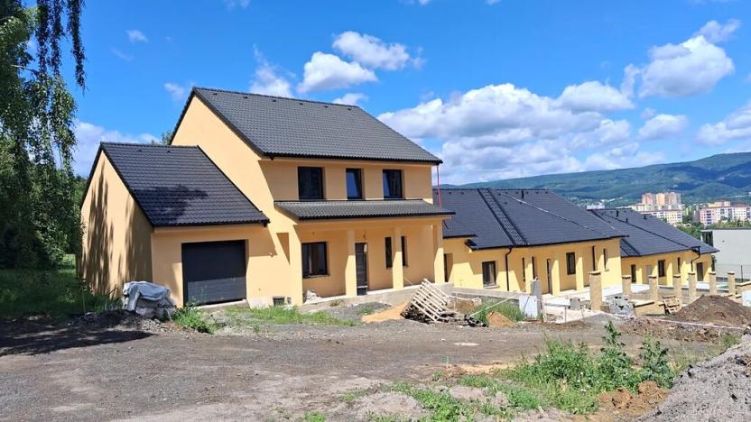 Prodej rodinného domu, Teplice, Středová, 205 m2