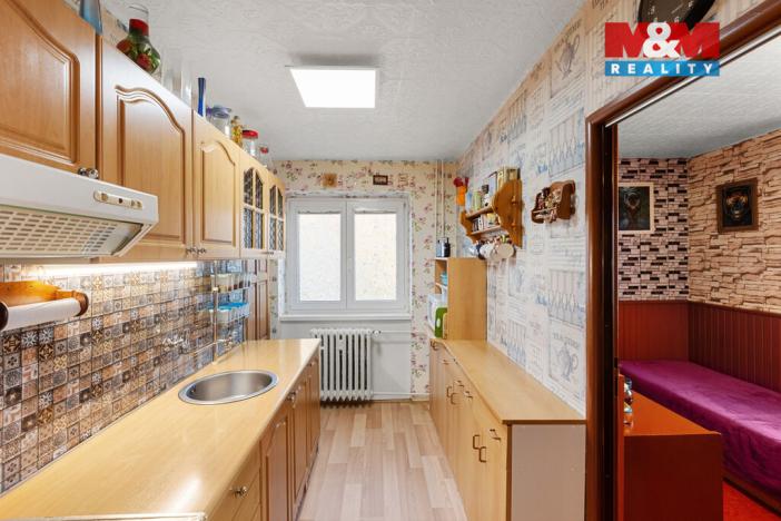 Prodej bytu 3+1, Jesenice, Školní, 55 m2