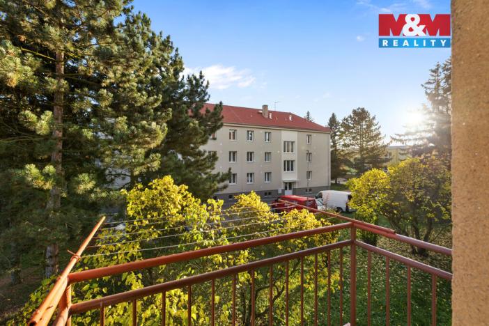 Prodej bytu 3+1, Jesenice, Školní, 55 m2