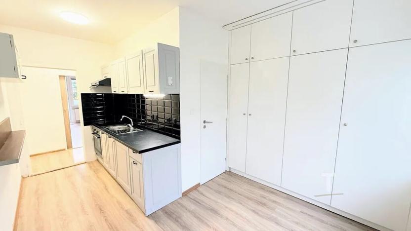 Pronájem bytu 1+1, Boskovice, Na Vyhlídce, 39 m2