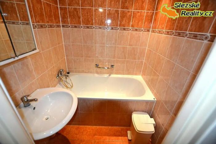 Pronájem bytu 1+1, Ostrava, Vietnamská, 37 m2