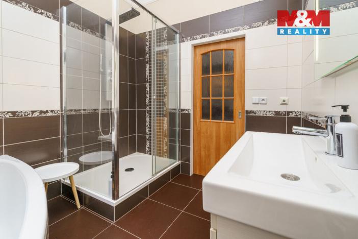 Prodej bytu 2+1, Karlovy Vary, Vřídelní, 56 m2