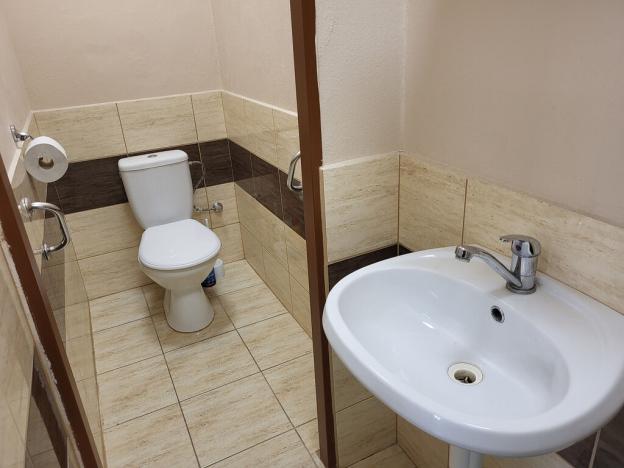 Pronájem obchodního prostoru, Ostrava - Mariánské Hory, Gen. Janka, 89 m2