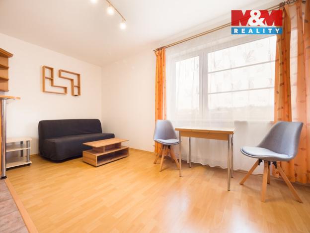 Pronájem bytu 1+kk, Praha - Libeň, Kašparovo náměstí, 29 m2