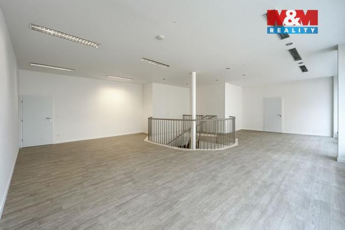 Pronájem obchodního prostoru, Praha - Staré Město, Revoluční, 45 m2