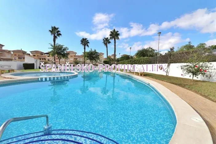 Prodej vily, Torrevieja, Španělsko, 90 m2