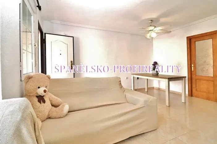 Prodej vily, Torrevieja, Španělsko, 90 m2