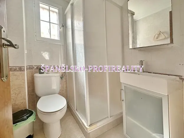 Prodej vily, Torrevieja, Španělsko, 90 m2