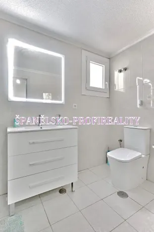 Prodej bytu 3+1, Torrevieja, Španělsko, 100 m2