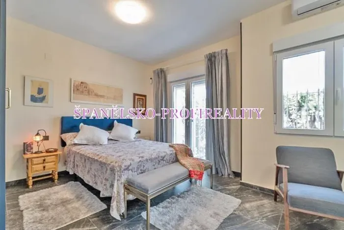 Prodej vily, Orihuela, Španělsko, 67 m2