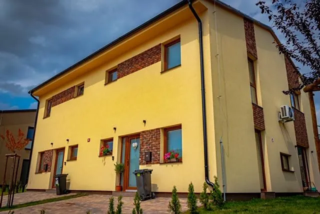 Pronájem rodinného domu, Říčany, Višňová, 120 m2