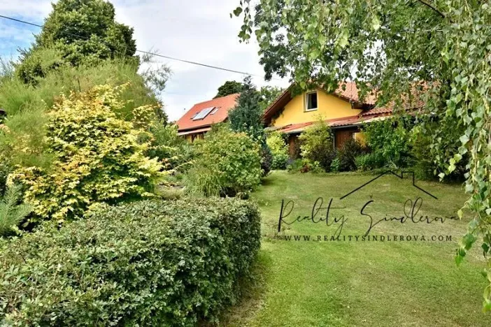 Prodej apartmánu, Hranice, 297 m2