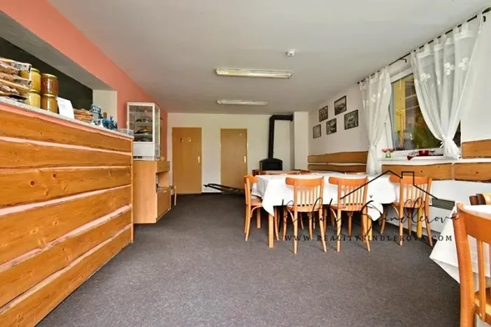 Prodej apartmánu, Hranice, 297 m2