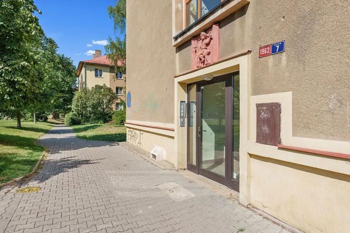 Pronájem bytu 1+1, Kladno, Vodárenská, 30 m2