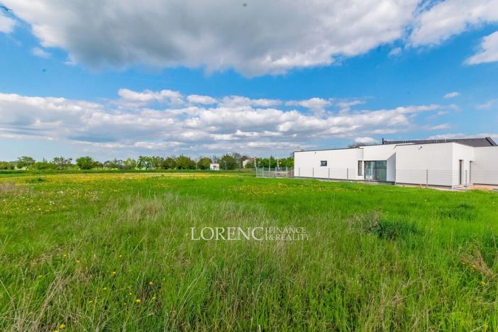 Prodej pozemku, Praha - Kbely, Ponikelská, 707 m2