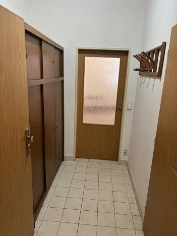 Prodej bytu 1+kk, Roztoky, Felklova, 37 m2