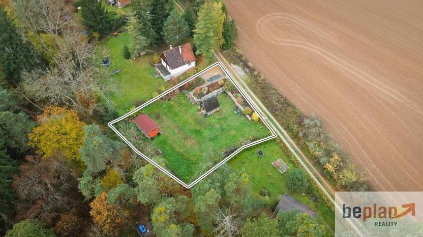 Prodej zahrady, Chyňava, 951 m2