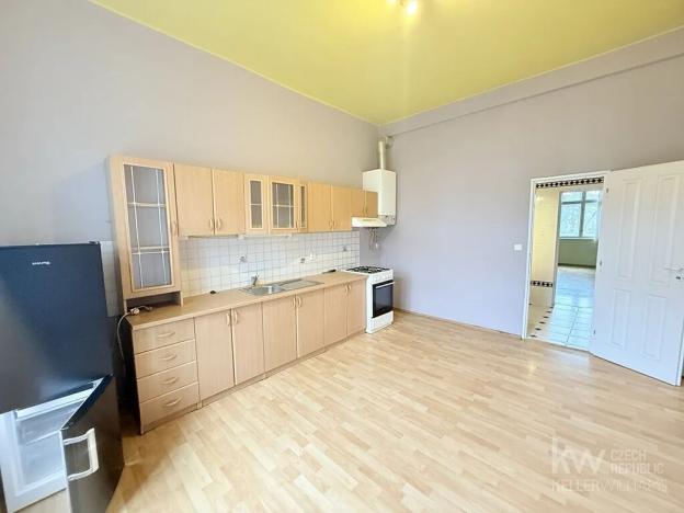 Pronájem bytu 4+1, Plzeň, náměstí Českých bratří, 156 m2