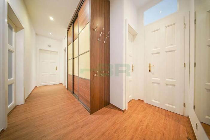 Pronájem bytu 4+kk, Praha - Vinohrady, 104 m2
