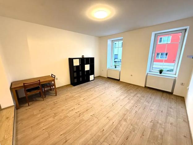 Pronájem bytu 2+kk, Brno, Obřanská, 60 m2