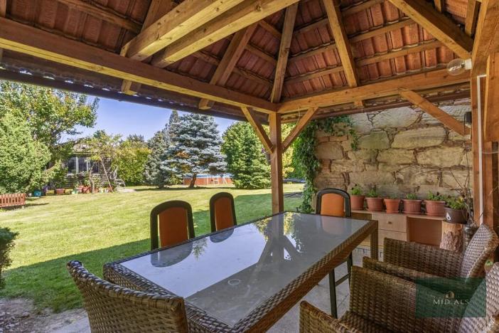 Prodej rodinného domu, Nevřeň, 200 m2