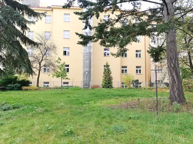 Pronájem bytu 2+1, Praha - Bubeneč, U zeměpisného ústavu, 46 m2