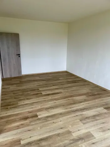 Prodej bytu 3+1, Suchdol nad Lužnicí, sídl. 17. listopadu, 74 m2