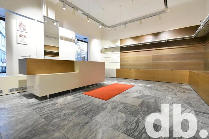 Pronájem obchodního prostoru, Karlovy Vary, T. G. Masaryka, 71 m2