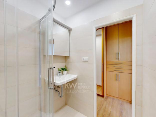 Pronájem bytu 2+kk, Praha - Strašnice, Křenická, 59 m2