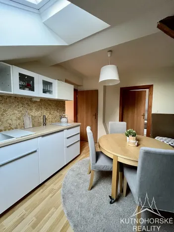 Pronájem bytu 2+kk, Kutná Hora, Husova, 53 m2