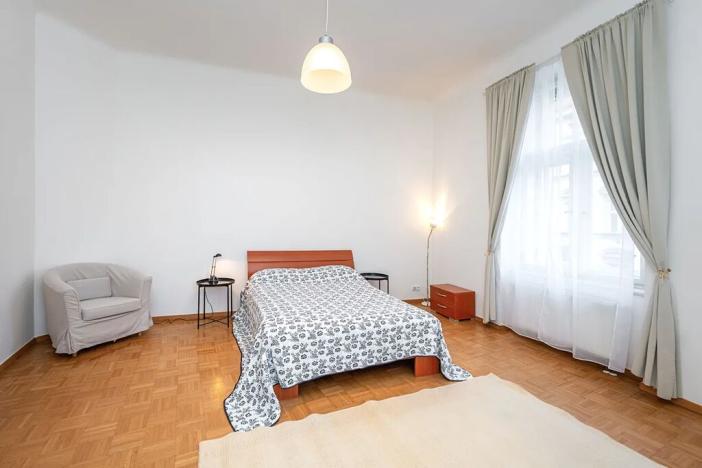 Pronájem bytu 3+kk, Praha - Smíchov, Zborovská, 76 m2