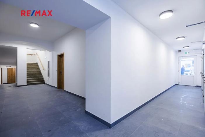 Prodej bytu 2+kk, Svoboda nad Úpou, Nádražní, 36 m2