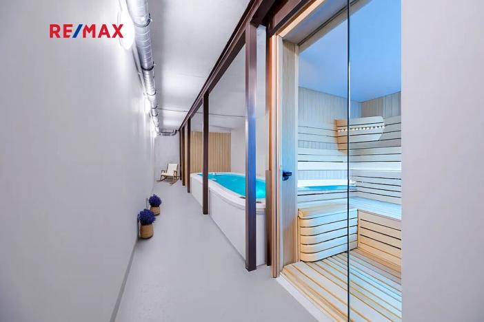 Prodej bytu 2+kk, Svoboda nad Úpou, Nádražní, 54 m2