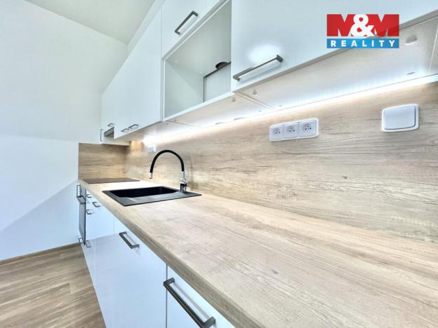 Pronájem bytu 3+1, Děčín - Děčín IV-Podmokly, Bezručova, 96 m2