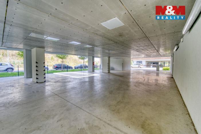 Pronájem garážového stání, Plzeň, Kartónová, 15 m2