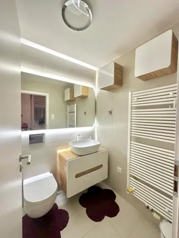 Pronájem bytu 4+kk, Praha - Strašnice, Zvěřinova, 109 m2