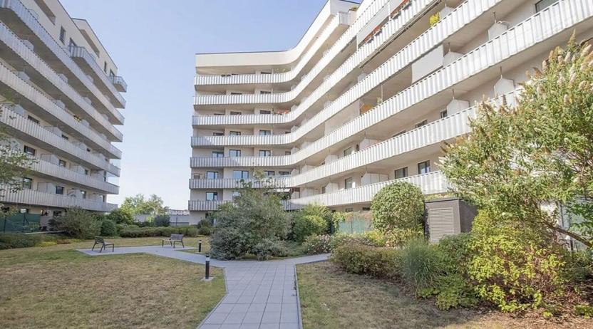 Pronájem bytu 4+kk, Praha - Strašnice, Zvěřinova, 109 m2