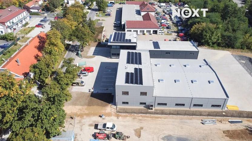 Pronájem skladu, Milovice, 386 m2