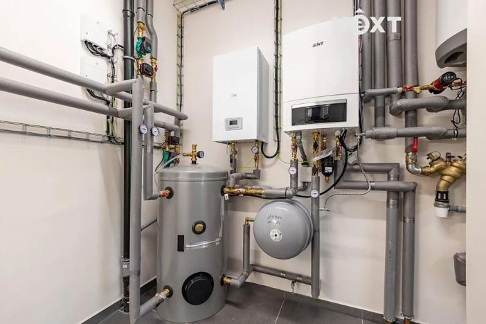 Pronájem skladu, Milovice, 386 m2