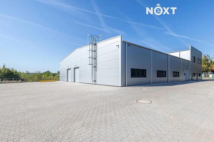 Pronájem skladu, Milovice, 386 m2