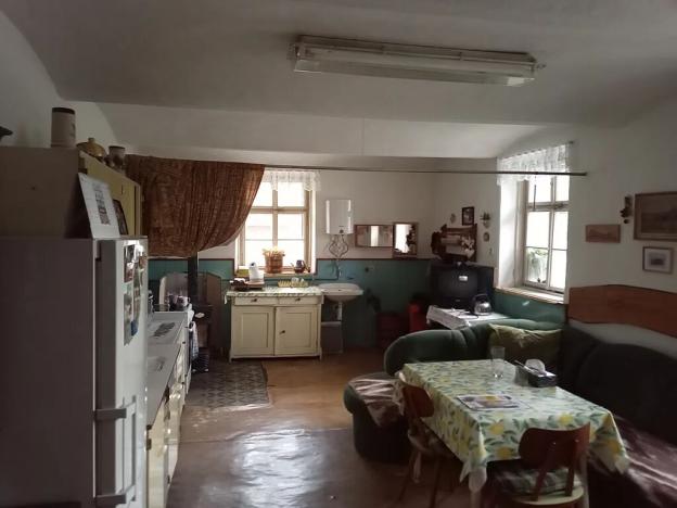 Prodej rodinného domu, Držkov, 360 m2