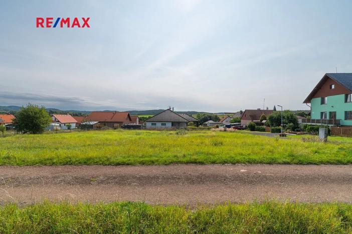 Prodej zahrady, Mlečice, 983 m2