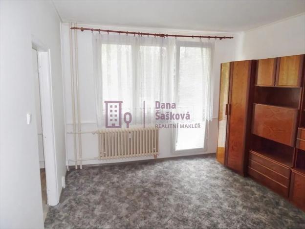 Pronájem bytu 1+1, Jindřichův Hradec, sídliště Vajgar, 39 m2